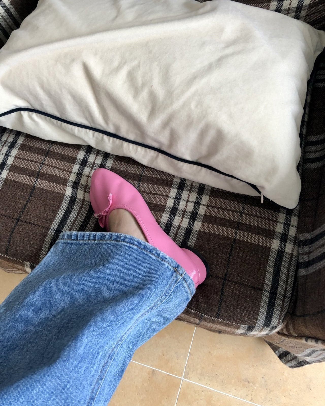 ribbon rounded square toe shoes