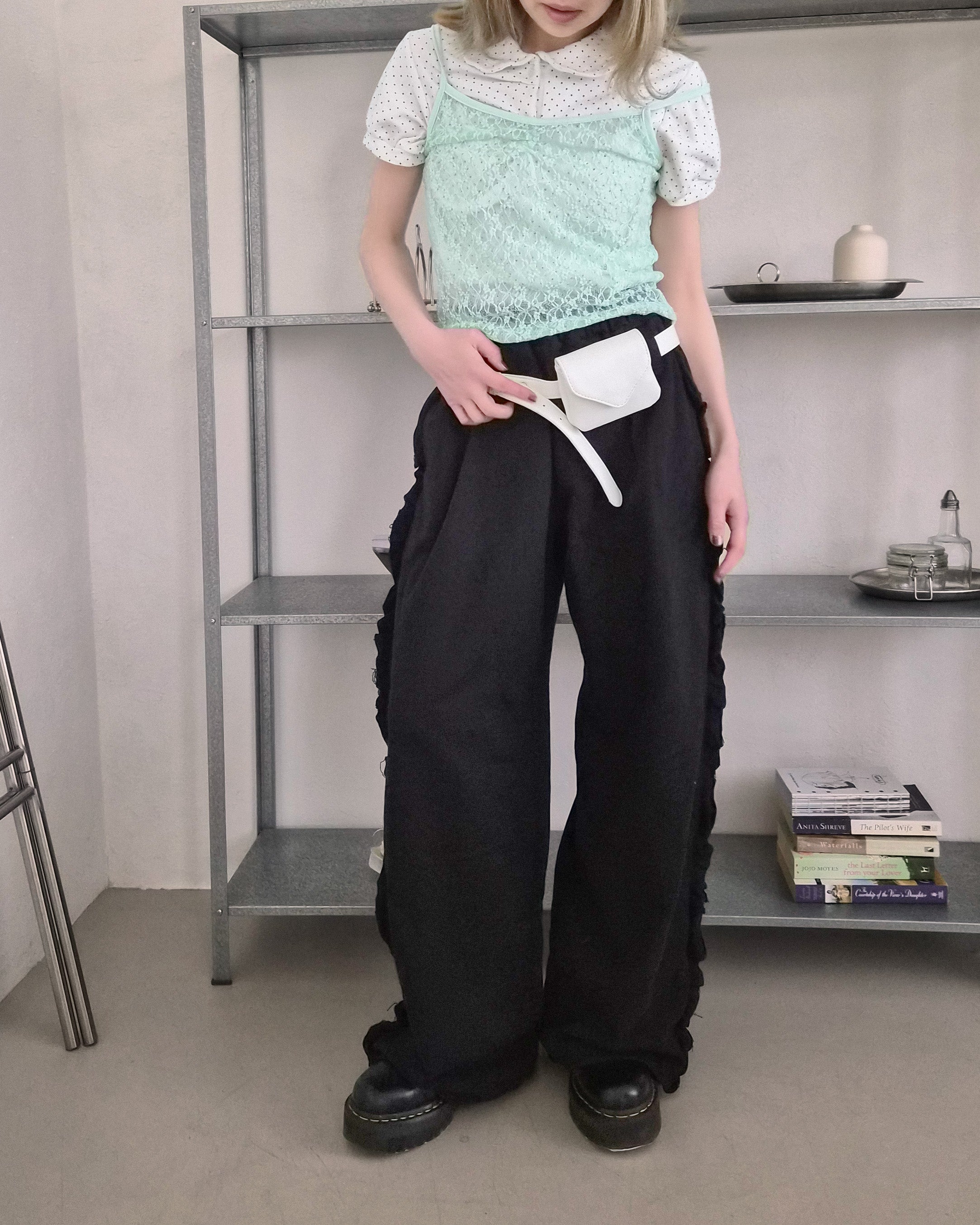 side frill sweat pants