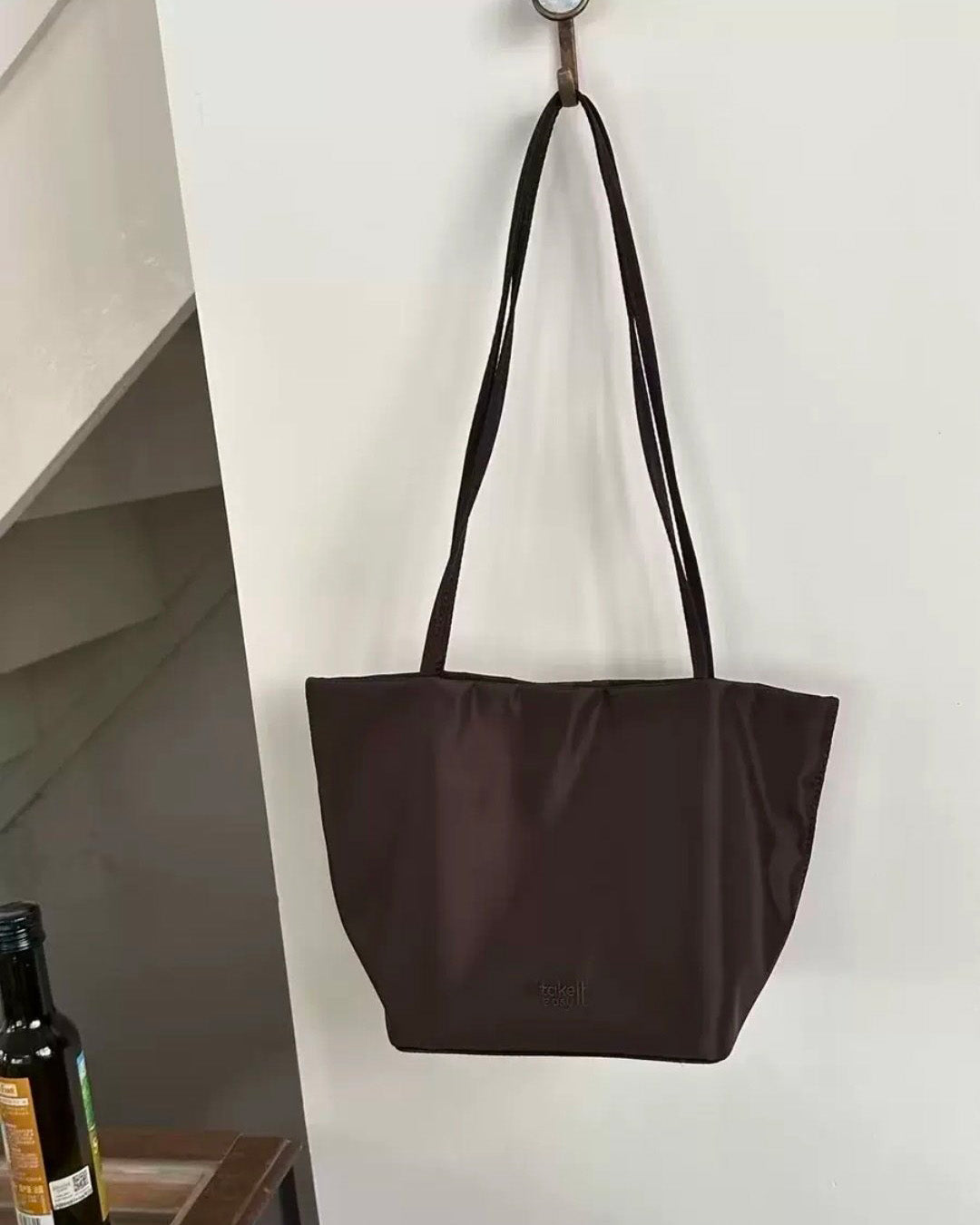 happy color glossy shoulder bag