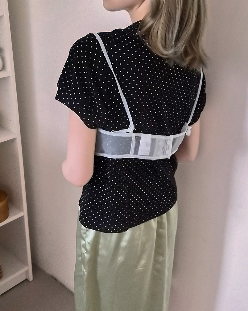 dot puff sleeve collar T