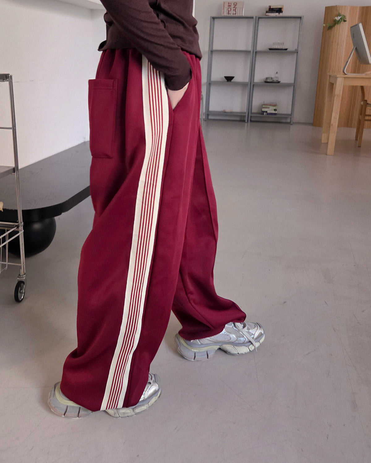red line wide track pants