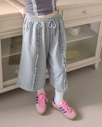 frill sweat half pants