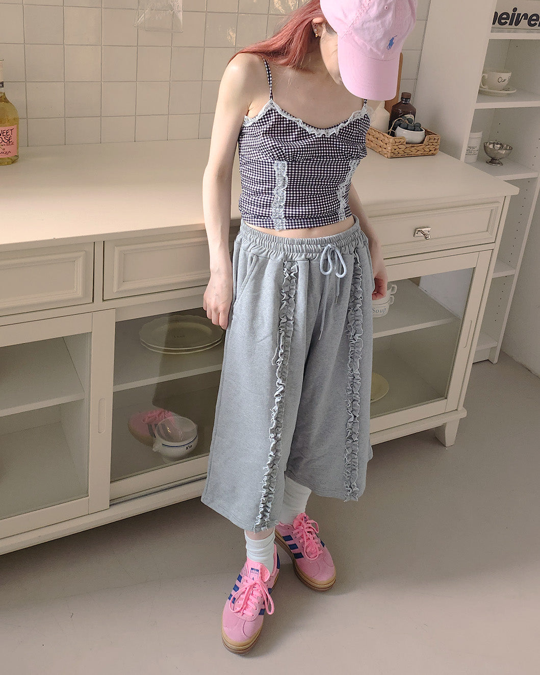 frill sweat half pants