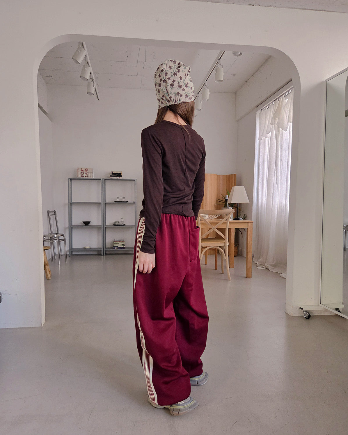 red line wide track pants