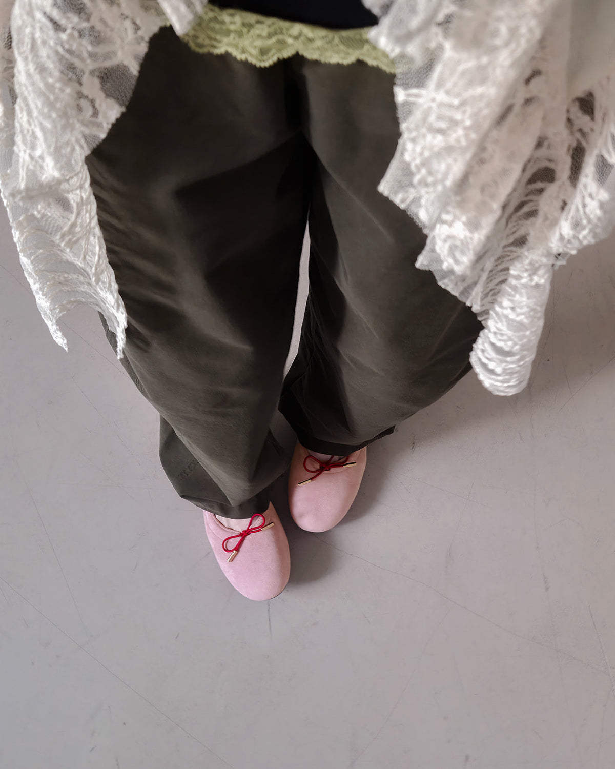 ribbon faux suede flat shoes