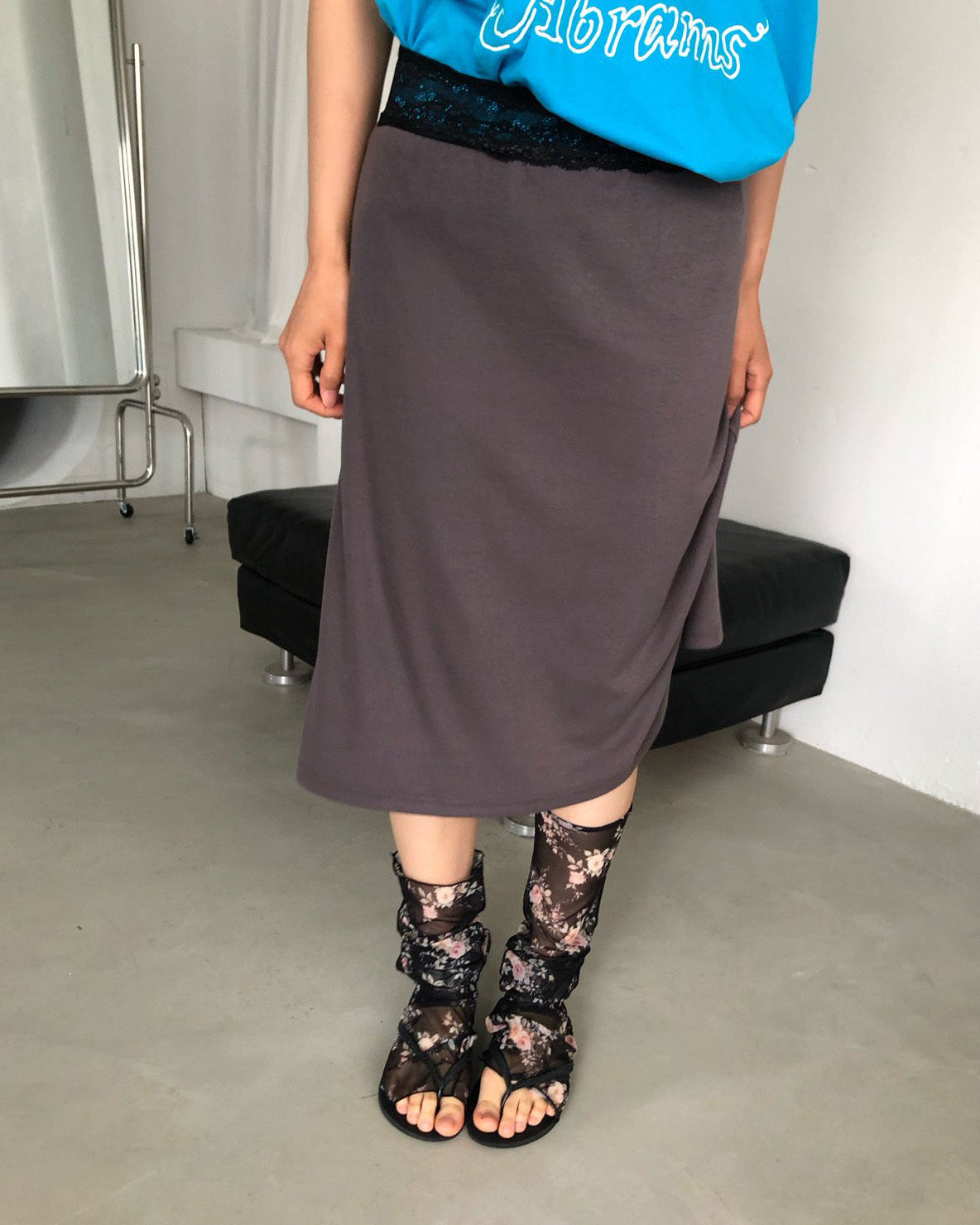 waist lace midi flare skirt