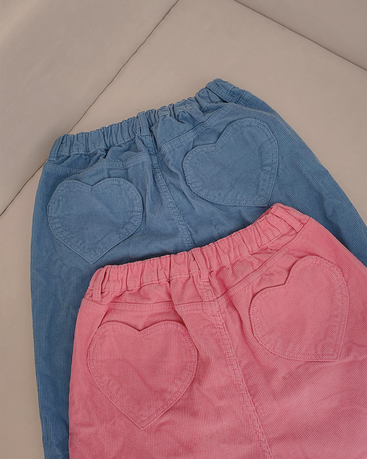 heart pocket corduroy pants