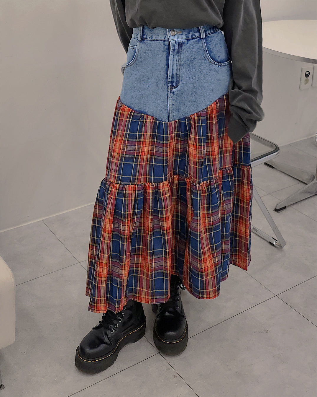 denim switching check skirt