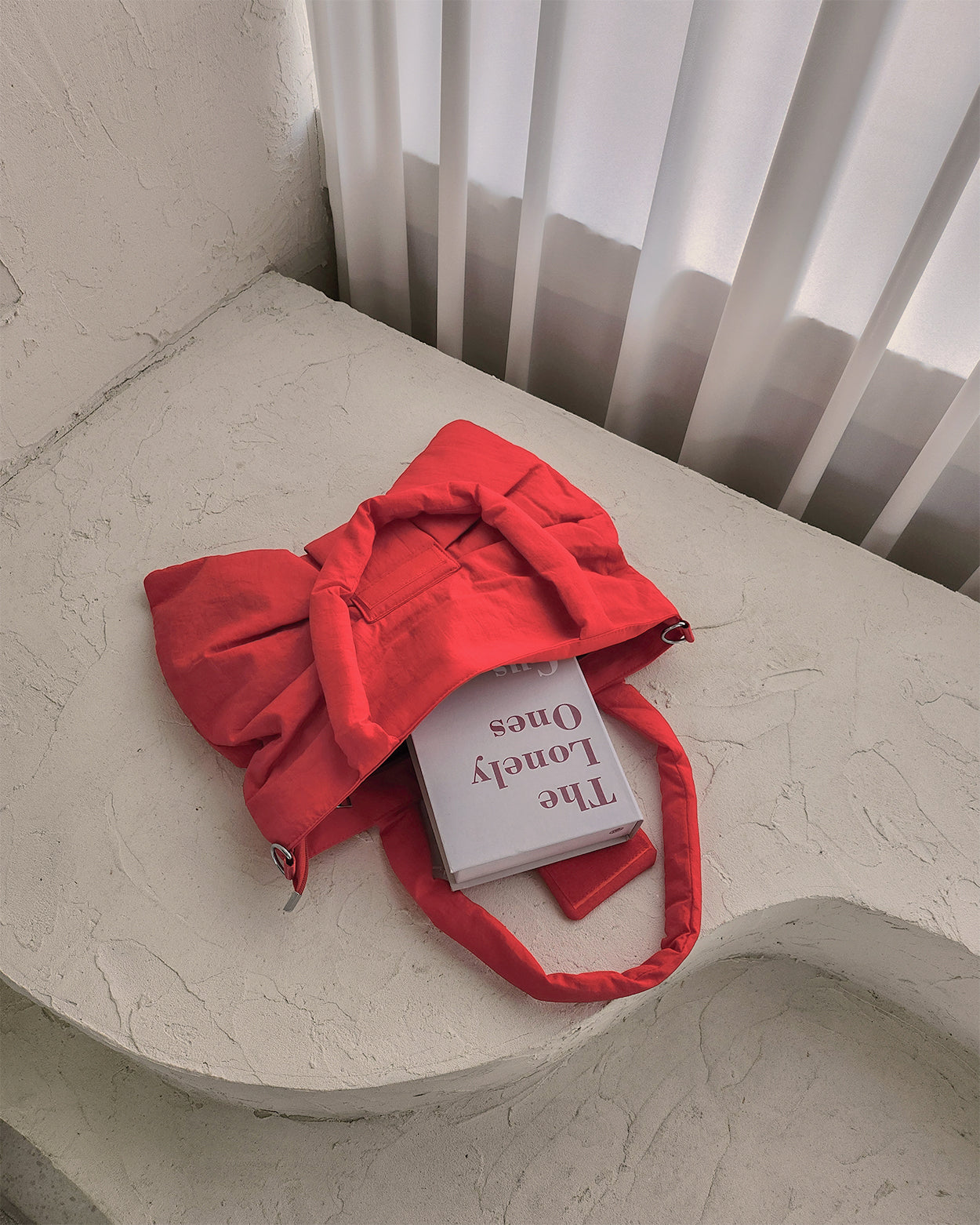 big ribbon padding bag