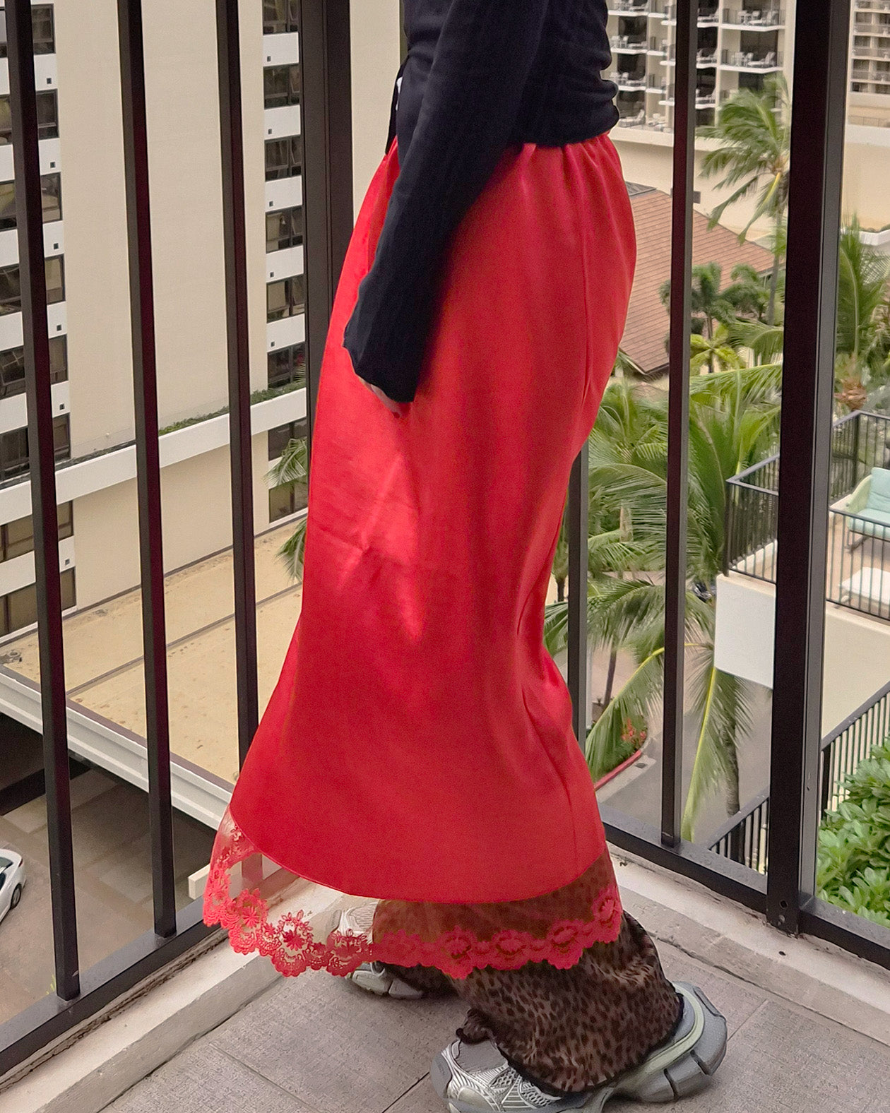 satin lace point long skirt
