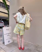 blurred flower short pants