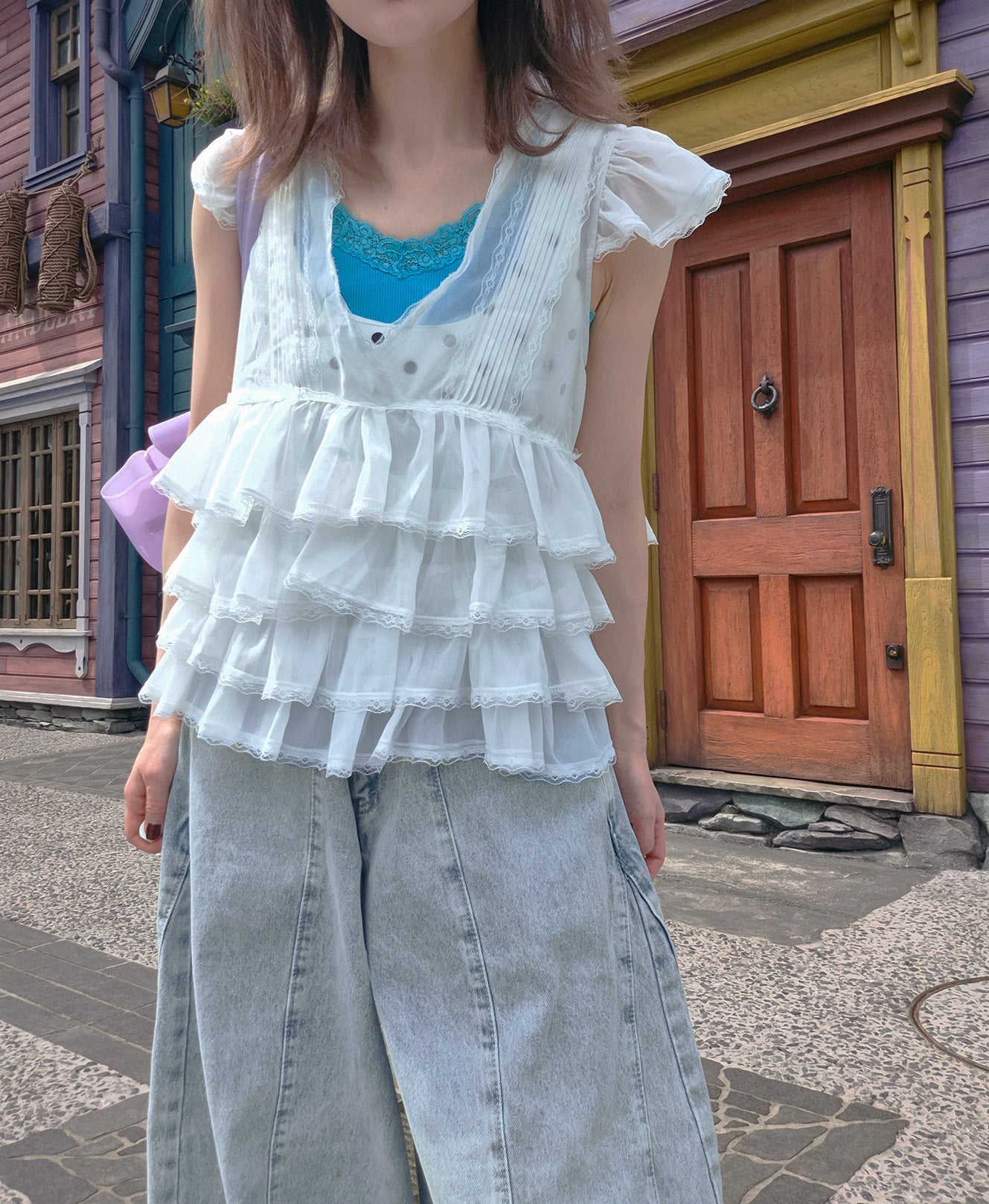 V neck tiered chiffon sleeveless  blouse