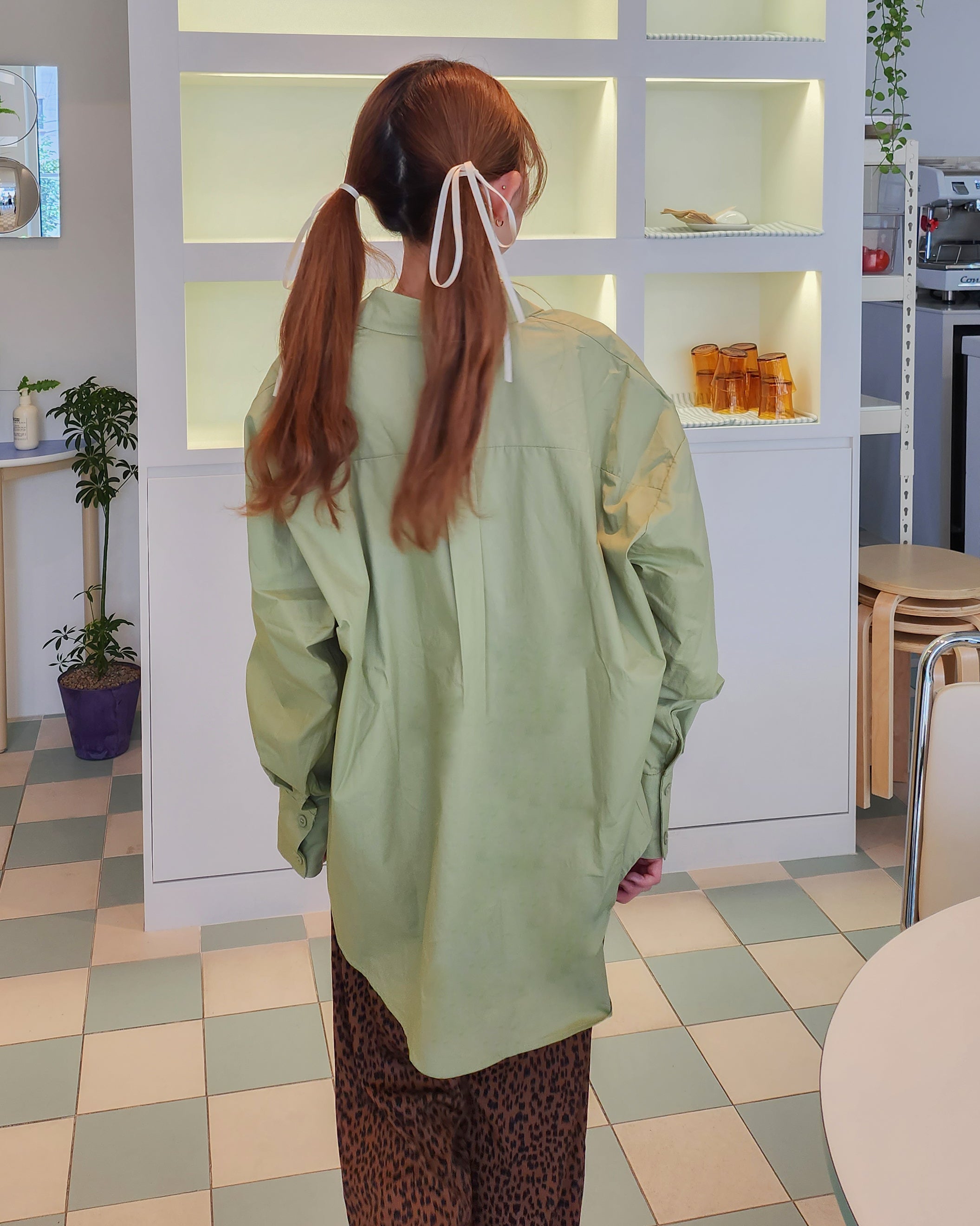 basic color shirt