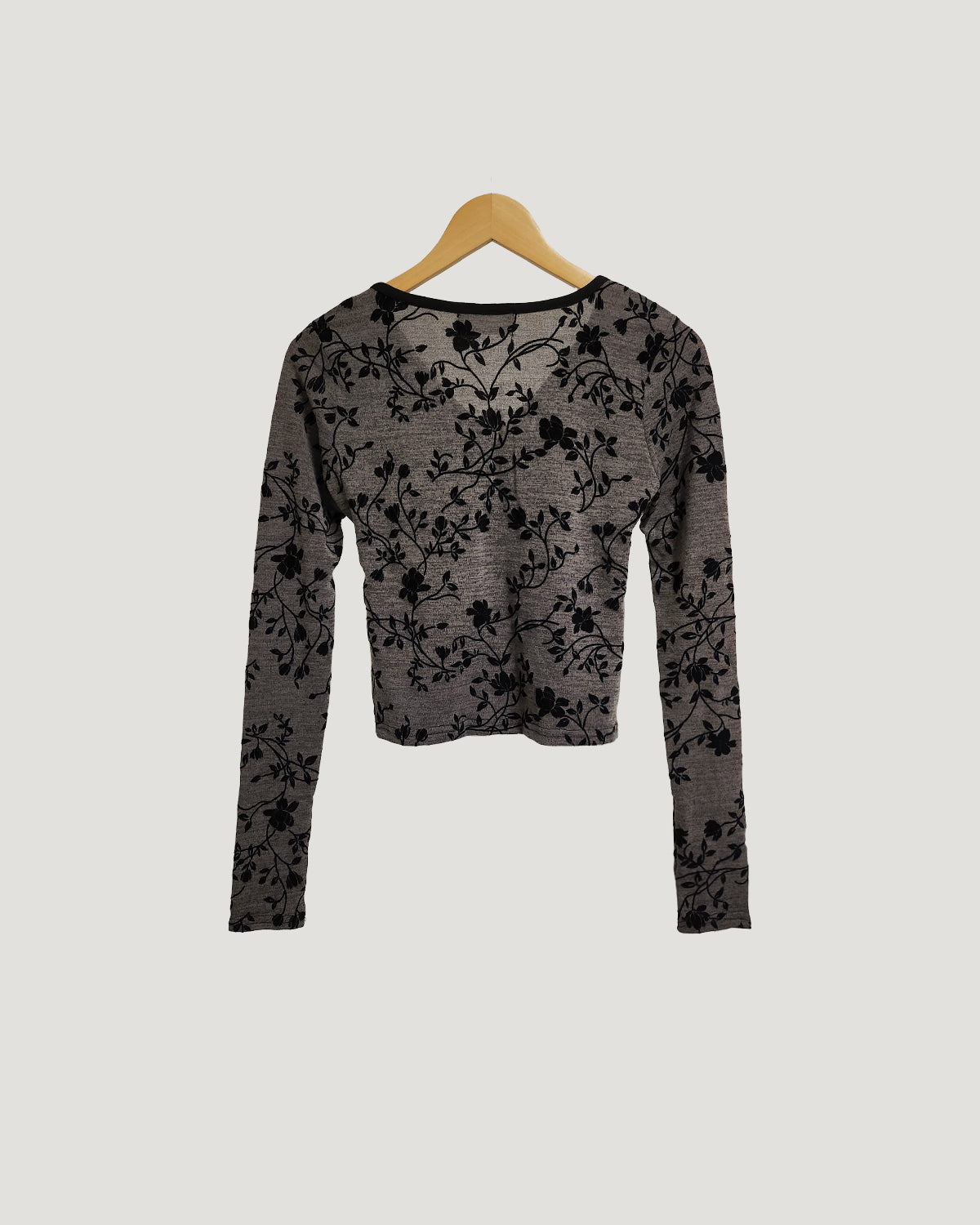 rose velvet pattern V neck top