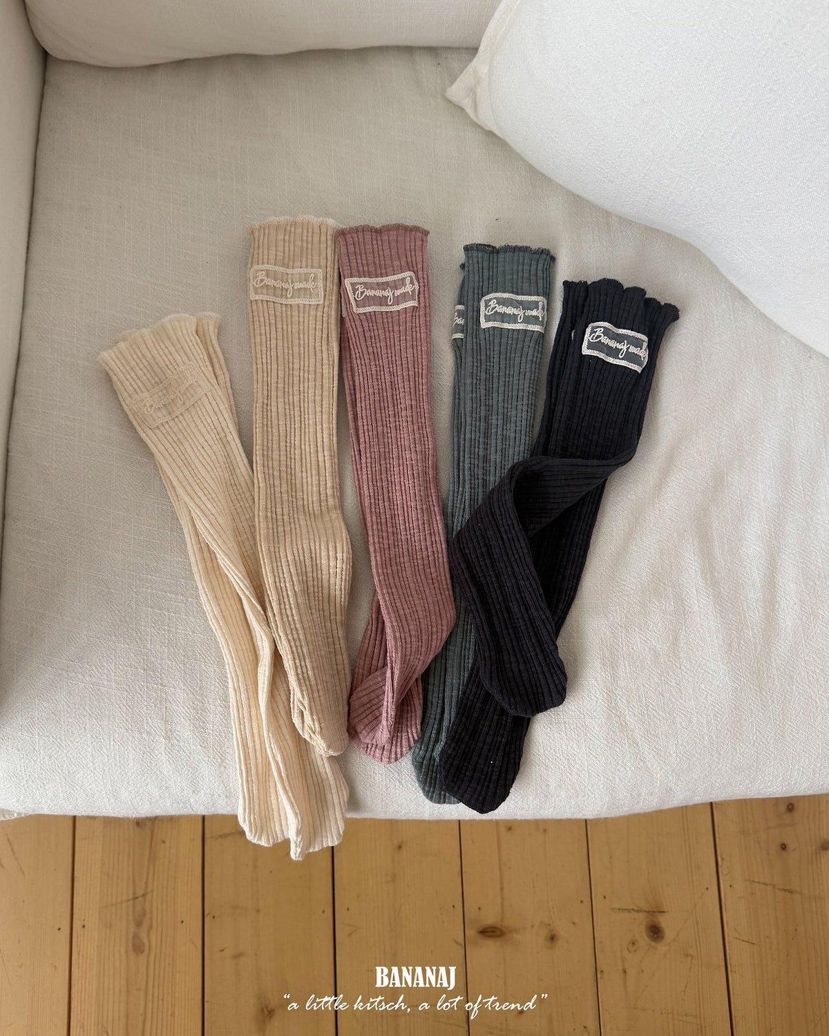 【BANANAJ】mellow rib socks
