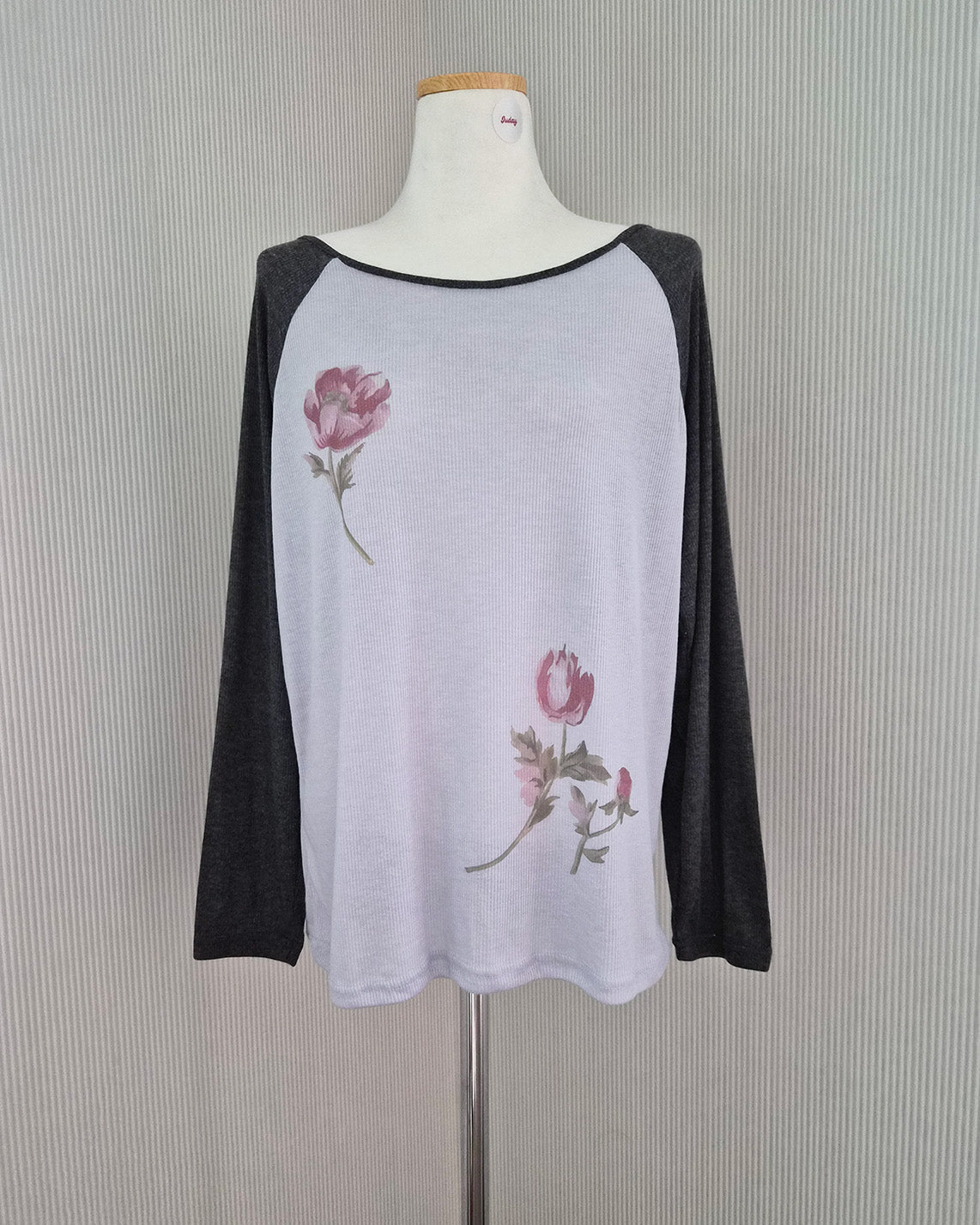 flower raglan sleeve T