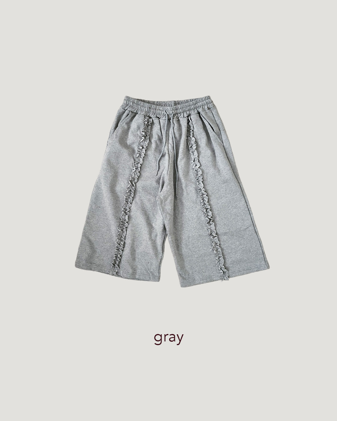 frill sweat half pants