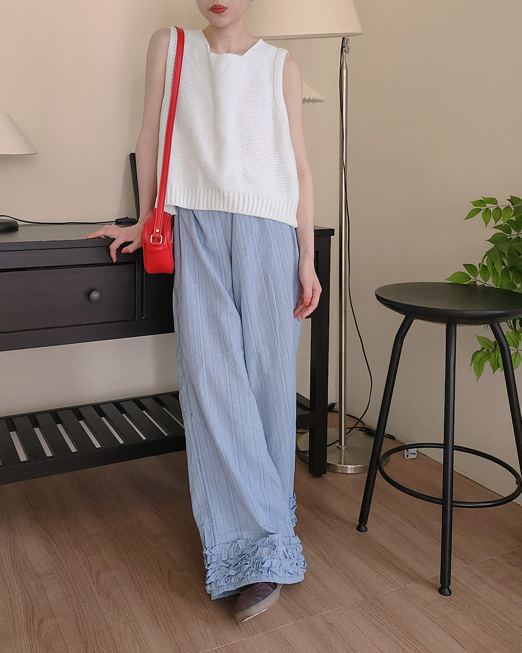 stripe hem frill pants