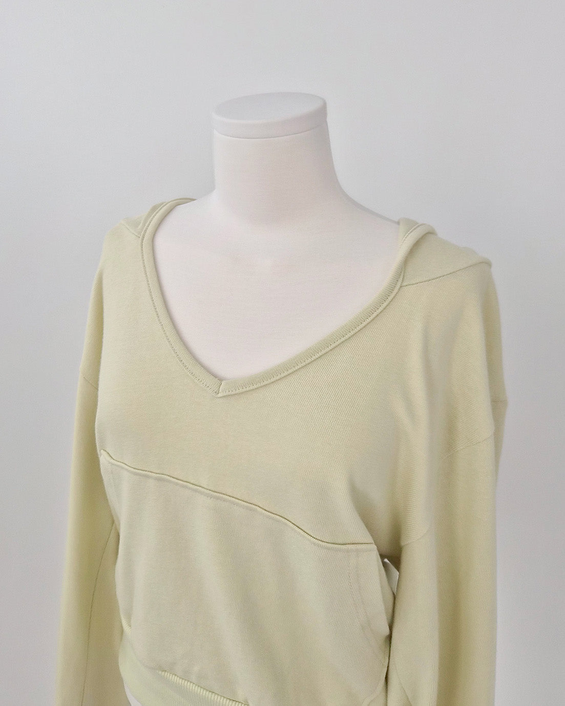 V neck light sweat hood T