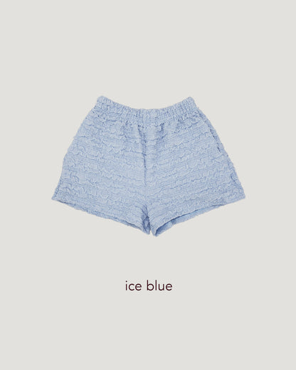 frill short pants