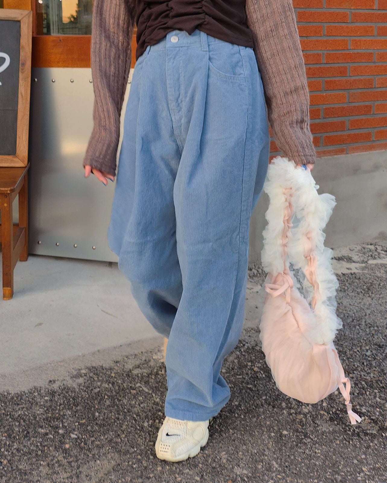 heart pocket corduroy pants