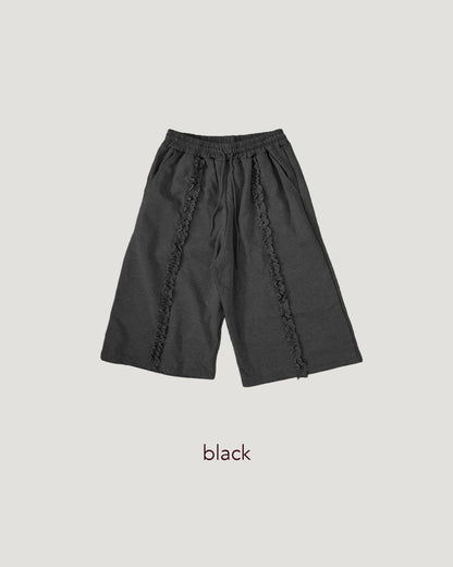frill sweat half pants