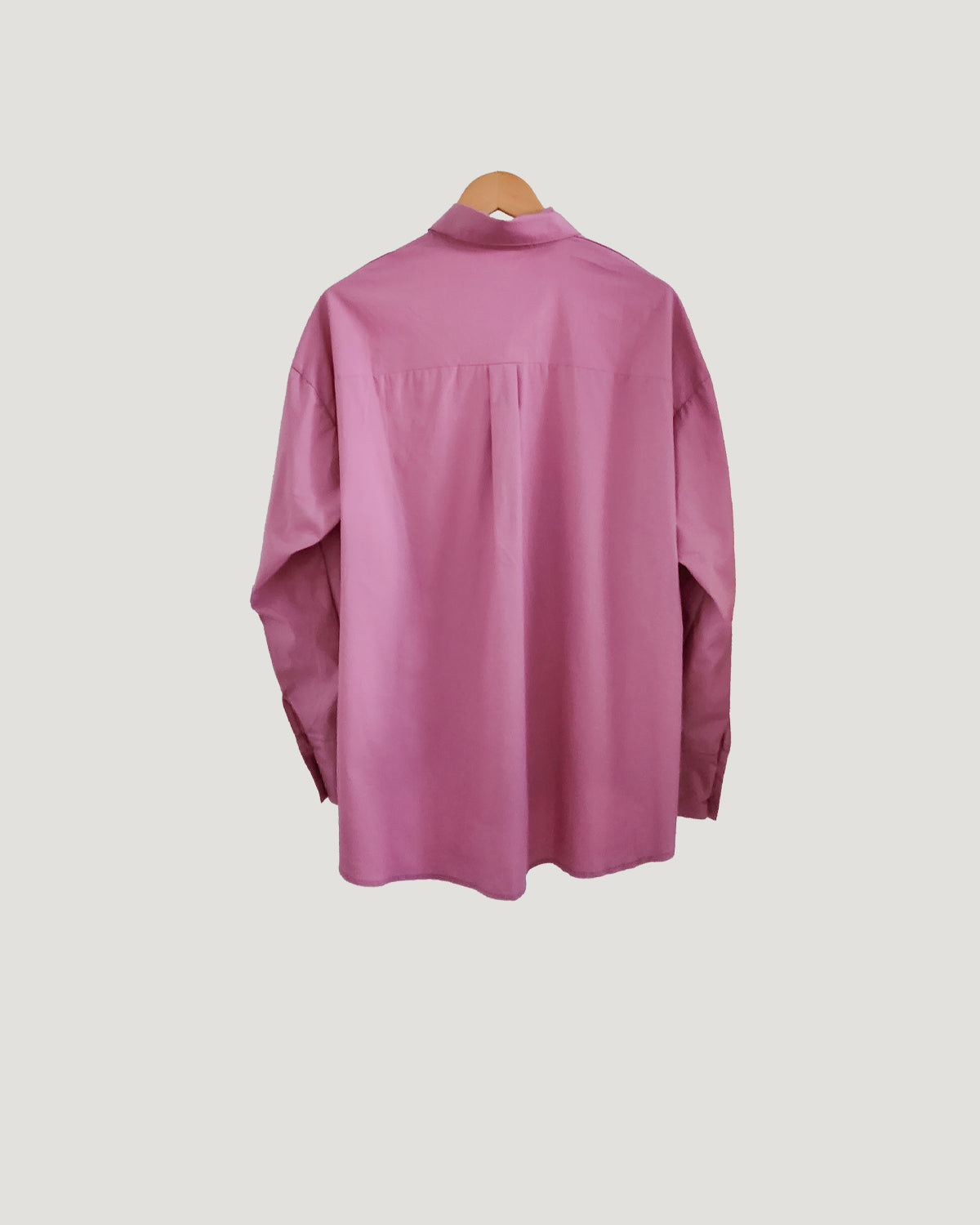 basic color shirt