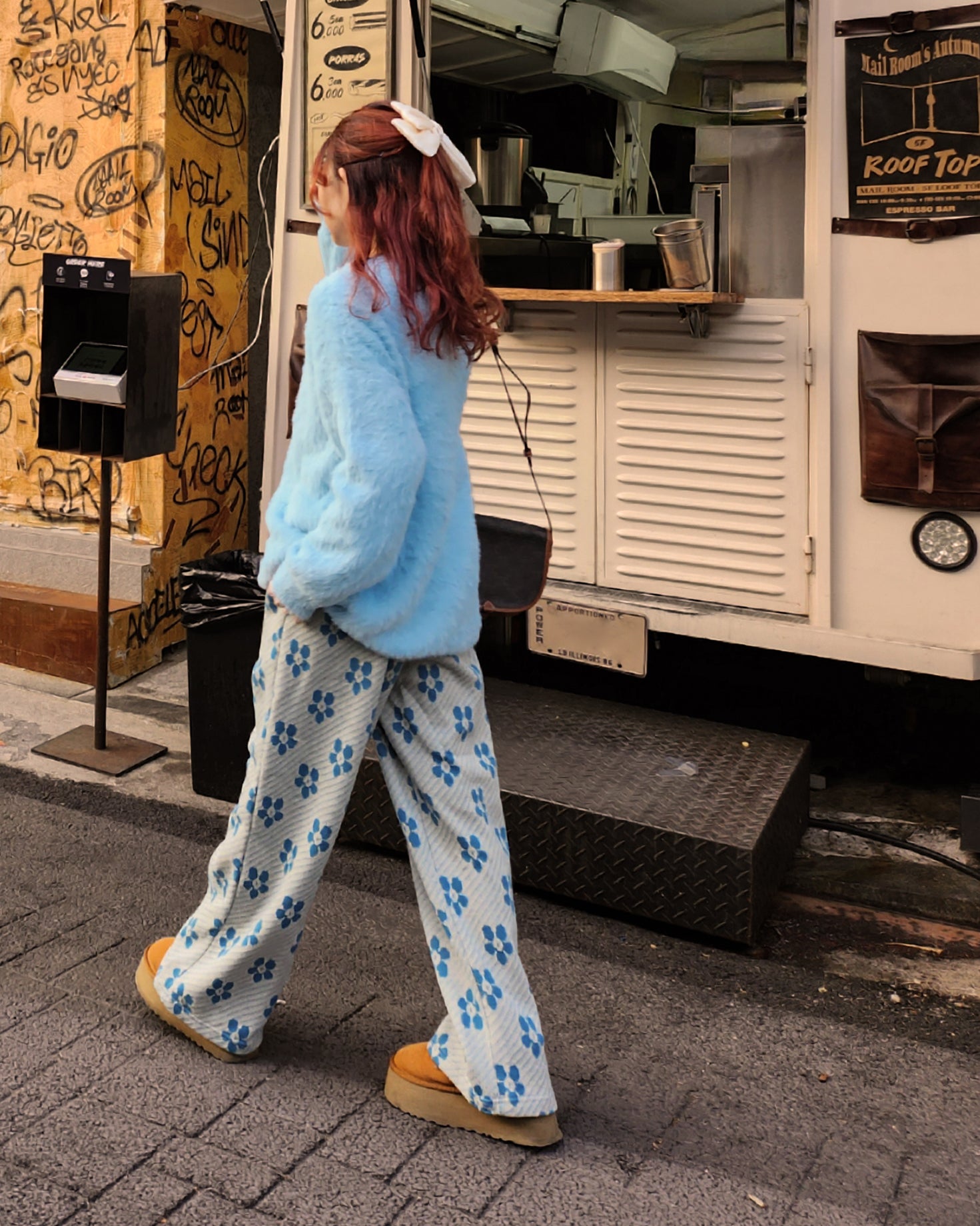 flower jacquard pants