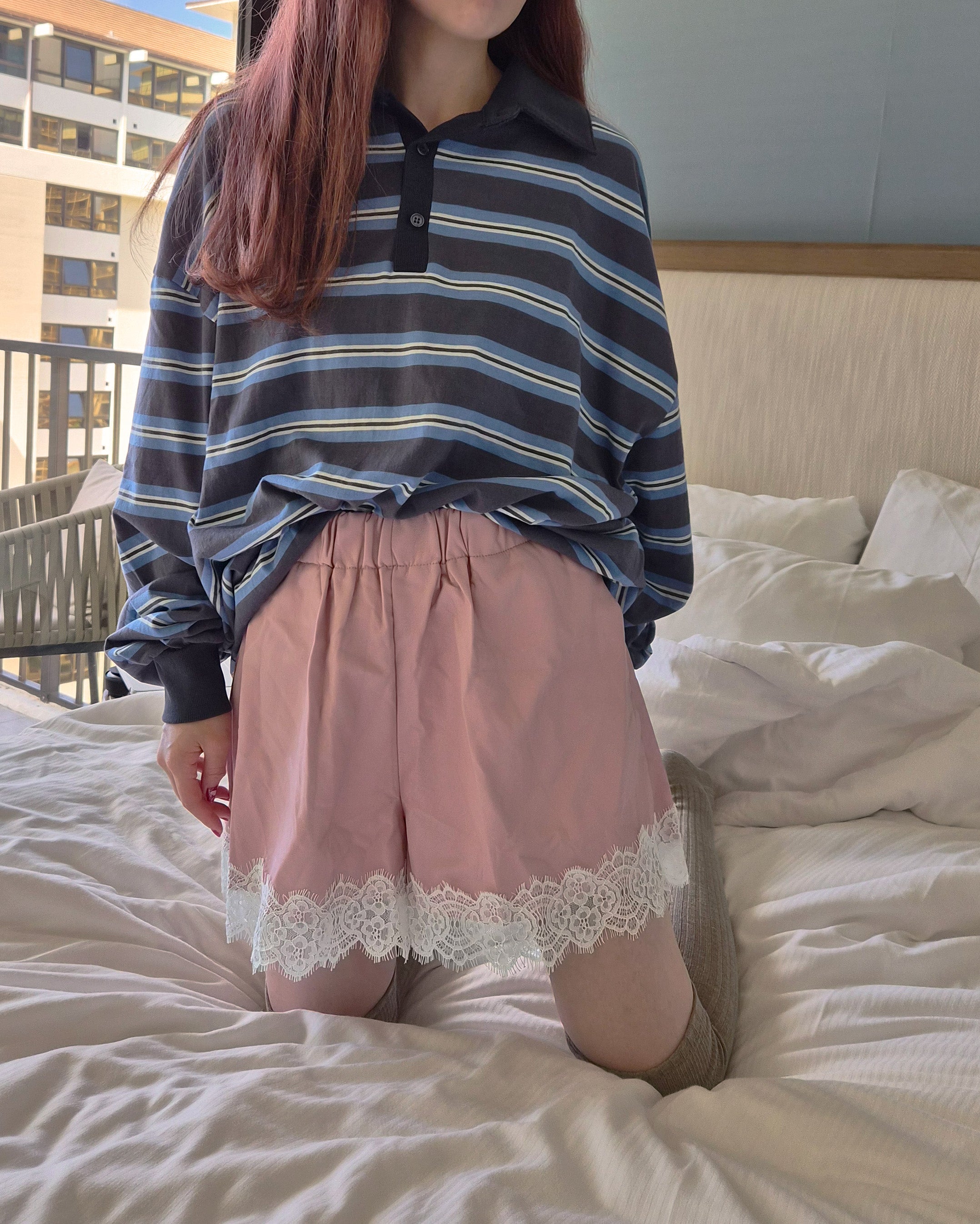 fake leather lace point short pants