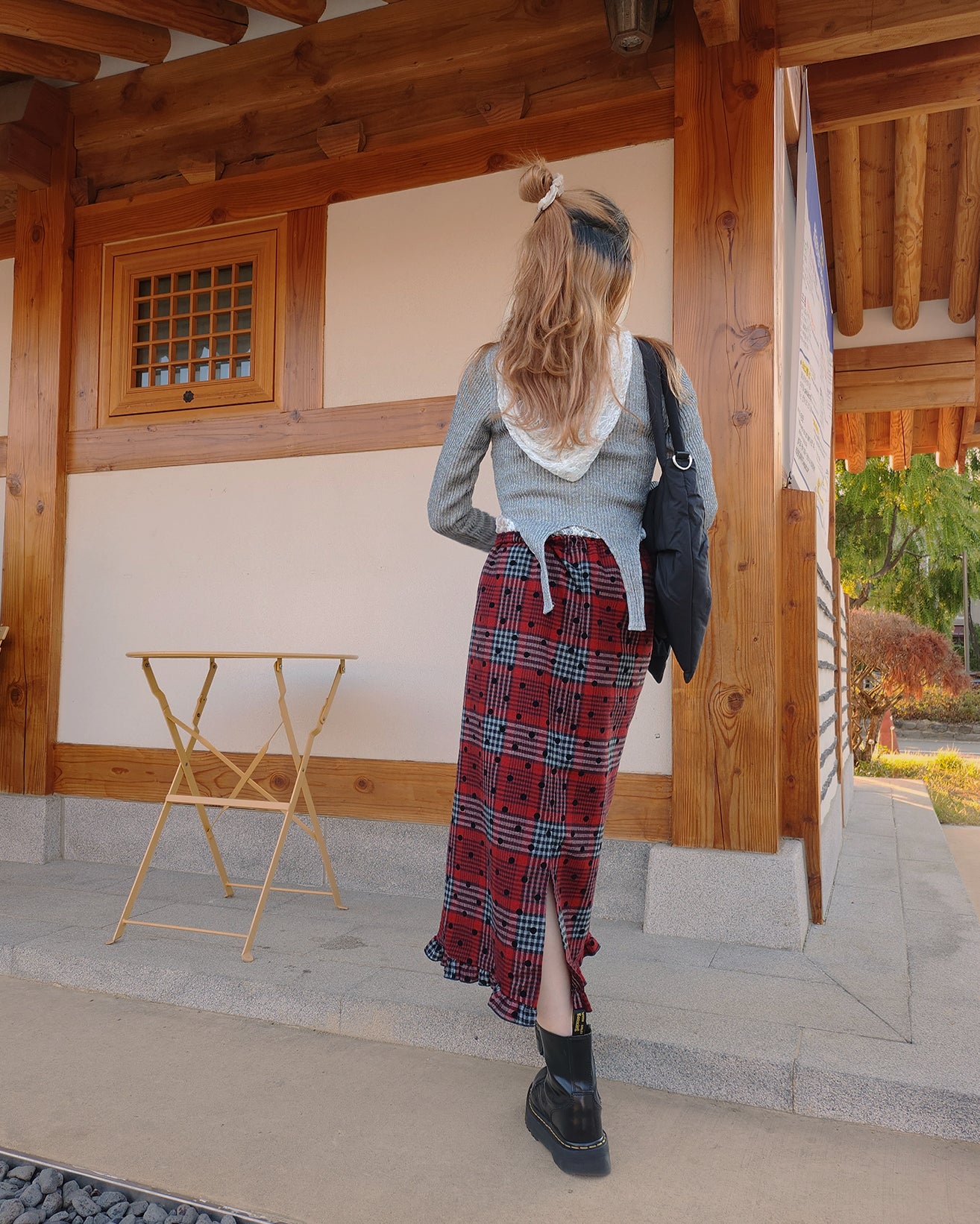 dot check frill middle skirt