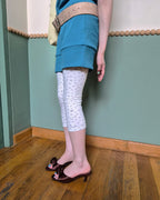 flower button point capri leggings