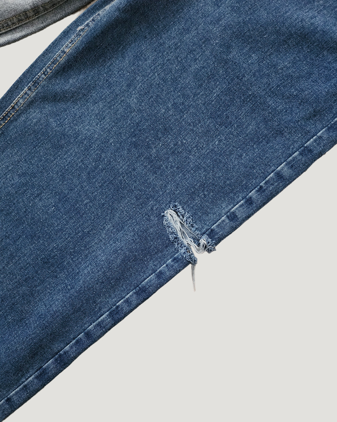 side ripped switching denim