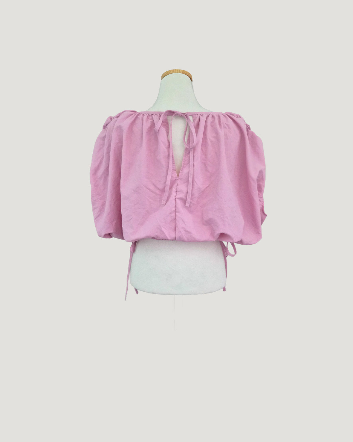 volume balloon sleeveless nylon top