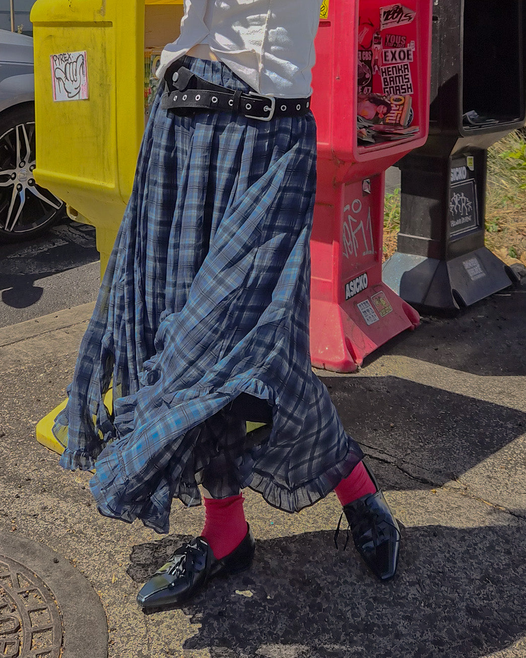 asymmetry check frill skirt