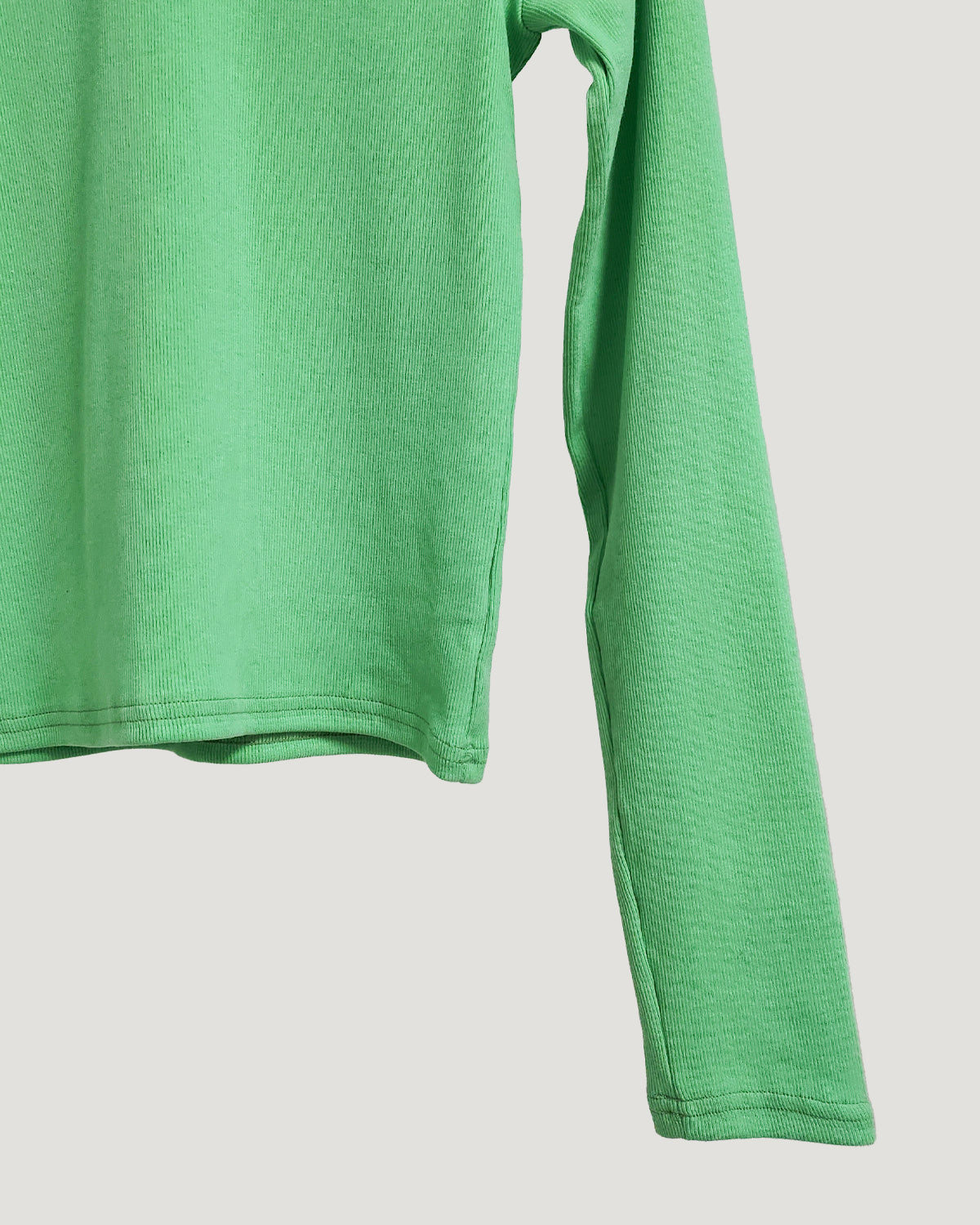 color turtleneck T