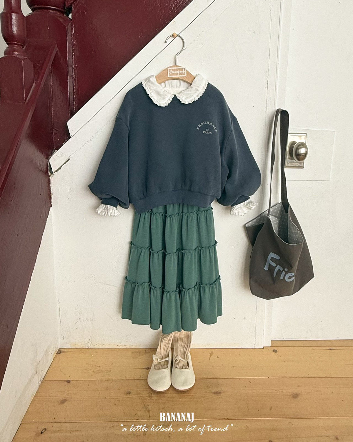 【BANANAJ】paris pig sweatshirt