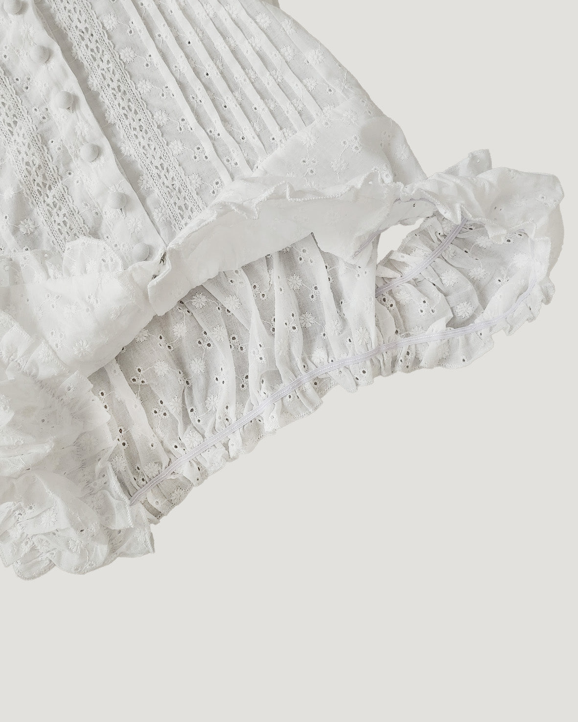 cotton lace frill sleeve less blouse