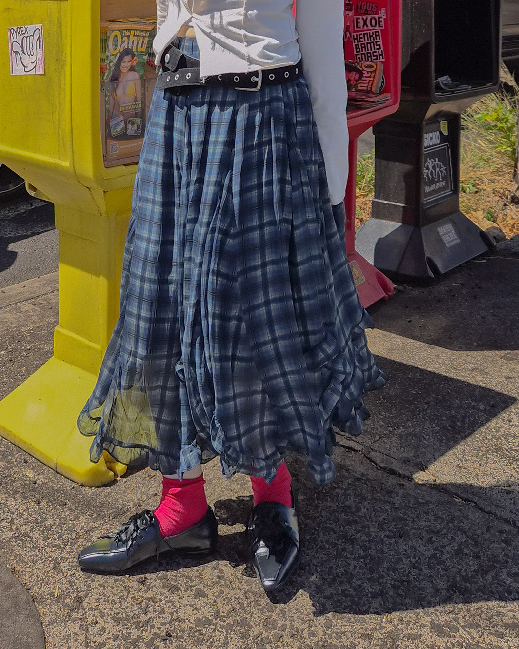 asymmetry check frill skirt