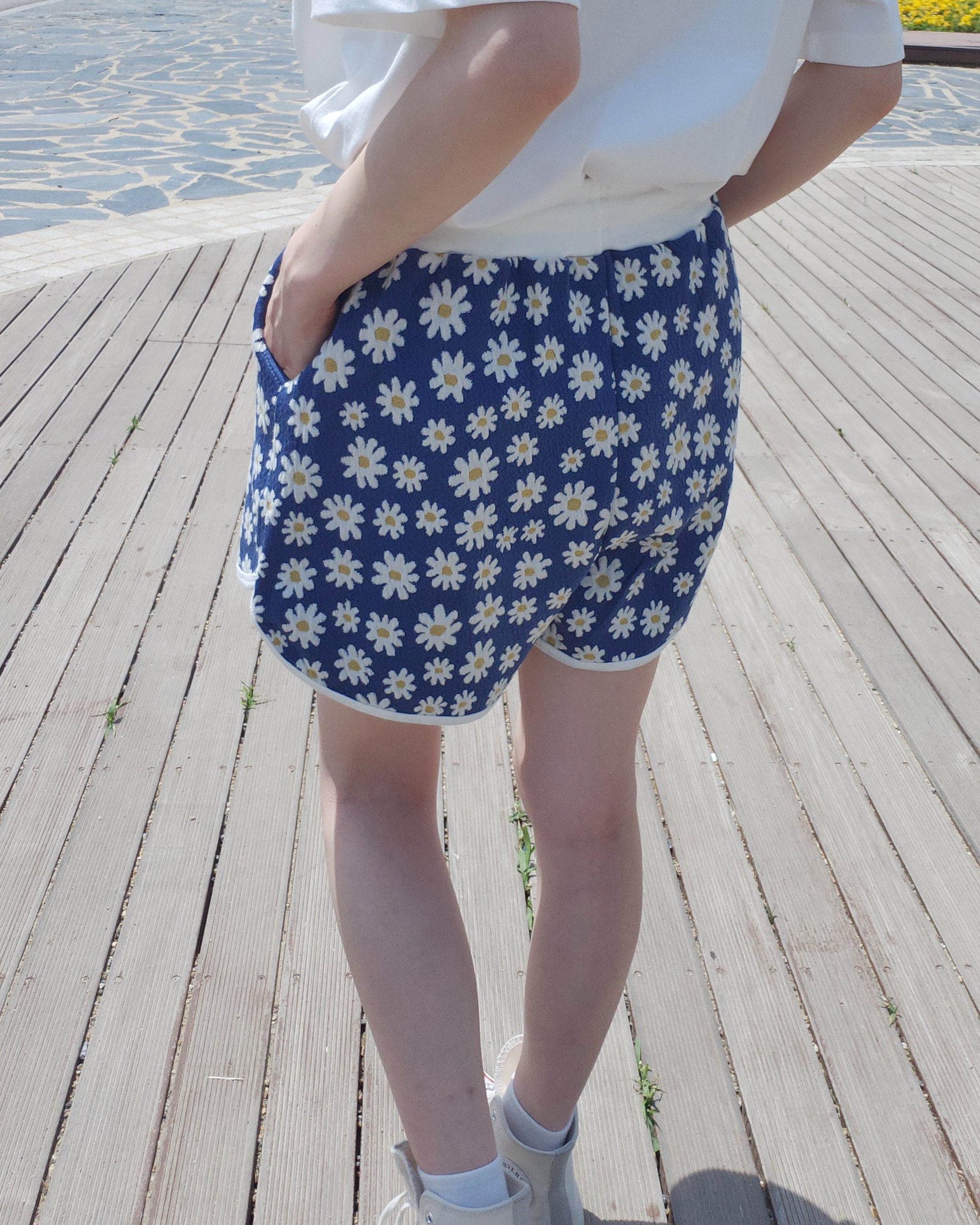 daisy short pants