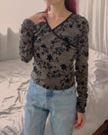 rose velvet pattern V neck top