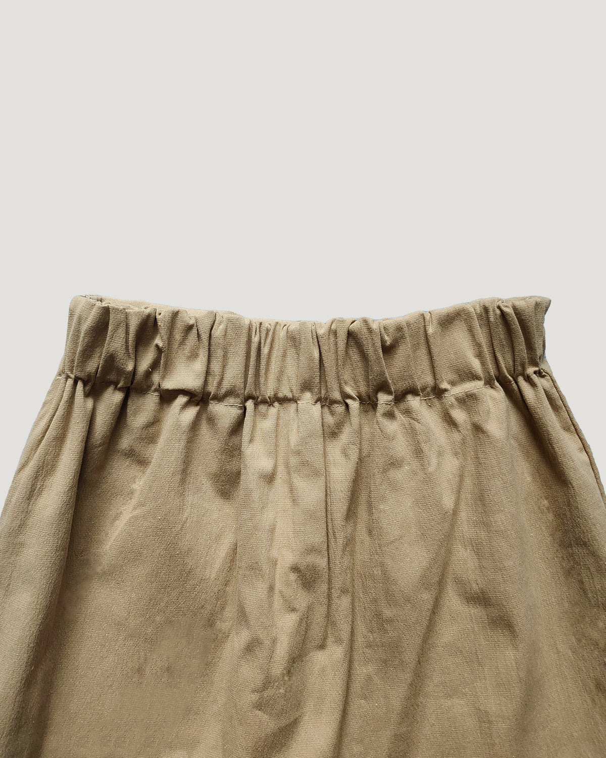 pleated mini skirt pants