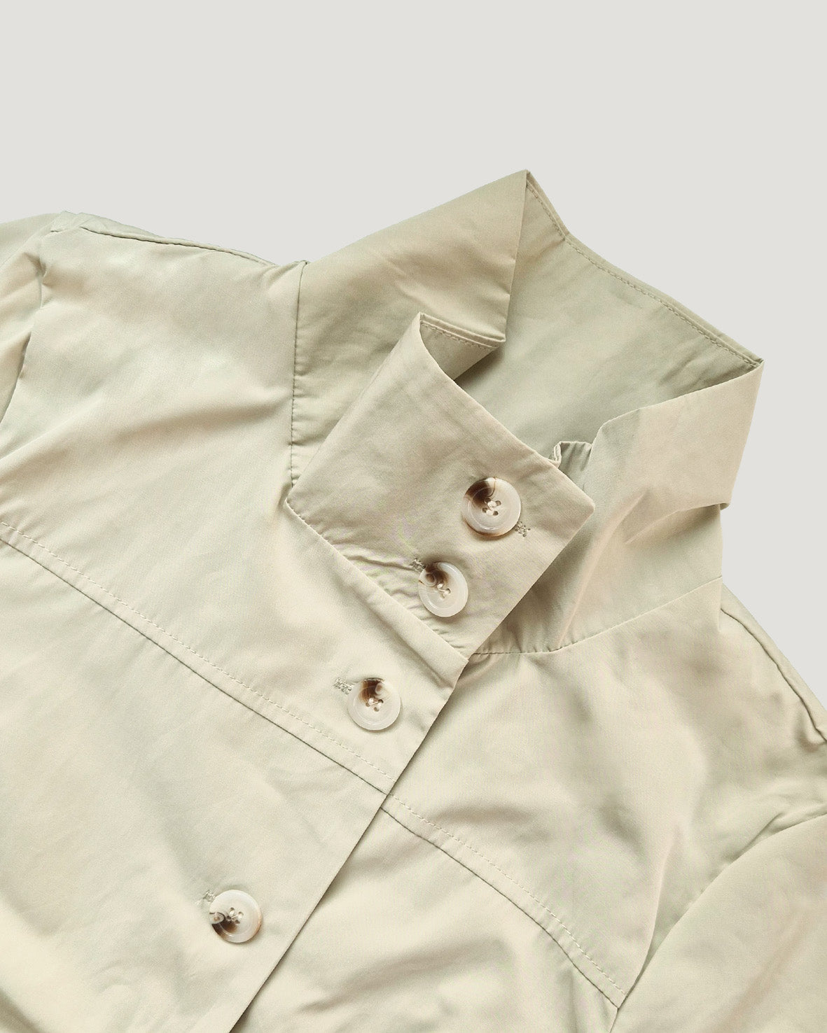 stand collar button point shirt
