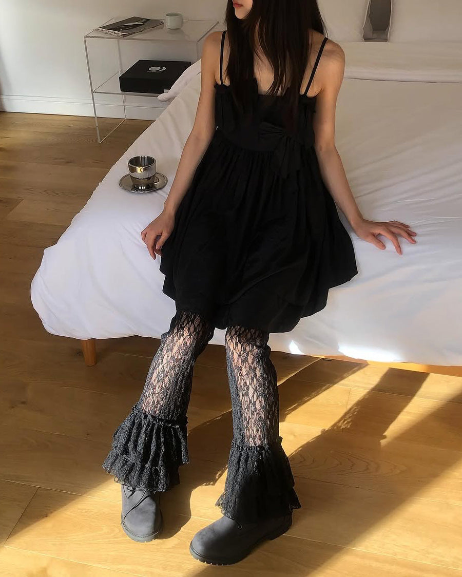 lace hem frill pants