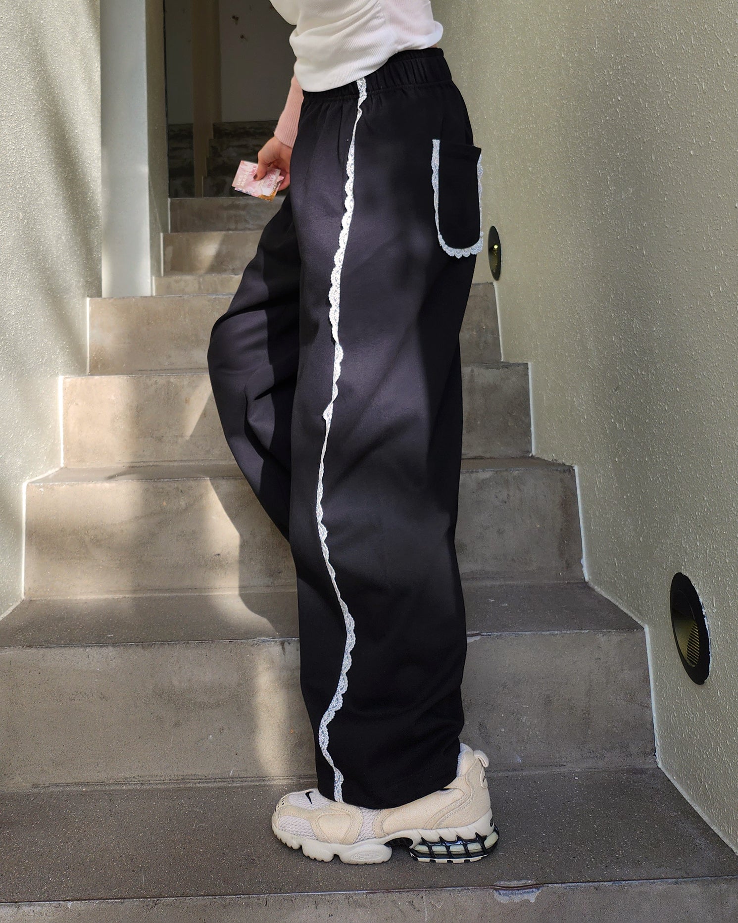 lace line sweat jogger pants