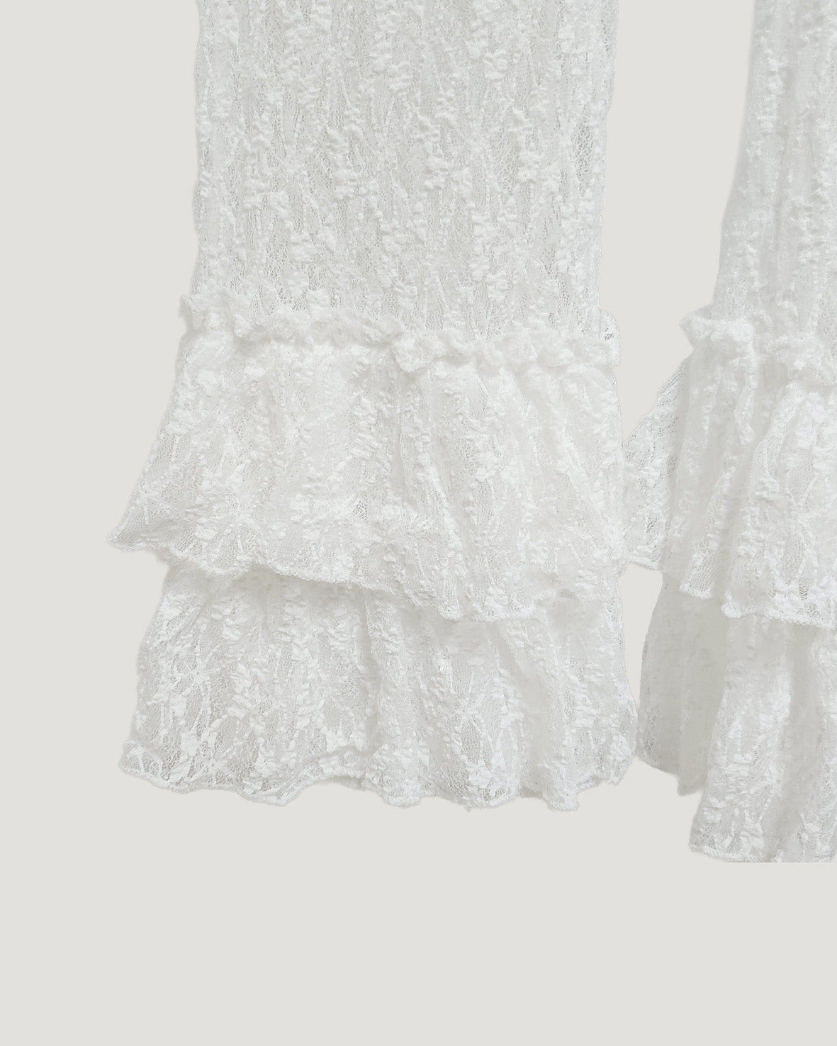 lace hem frill pants