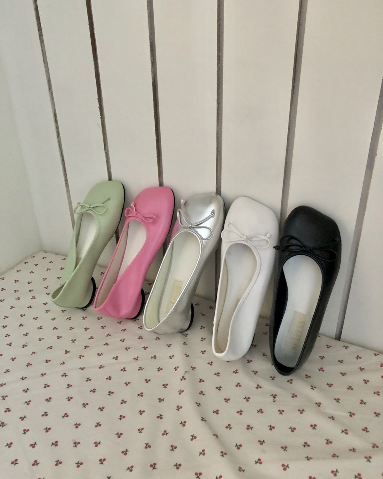 ribbon rounded square toe shoes