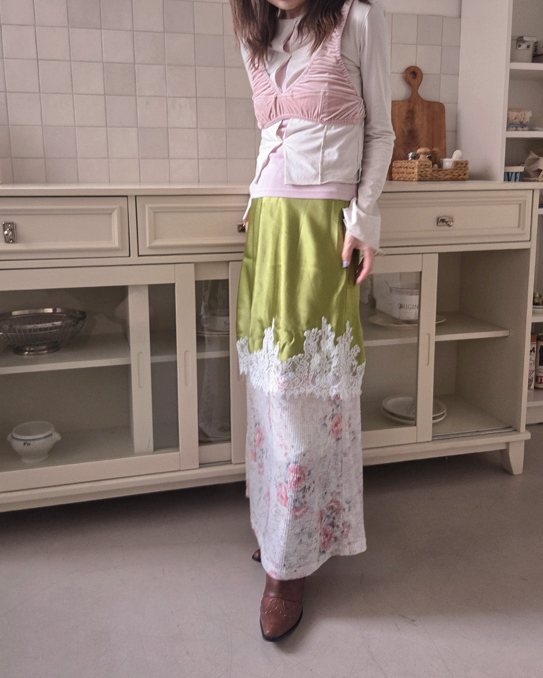 satin hem lace mini skirt