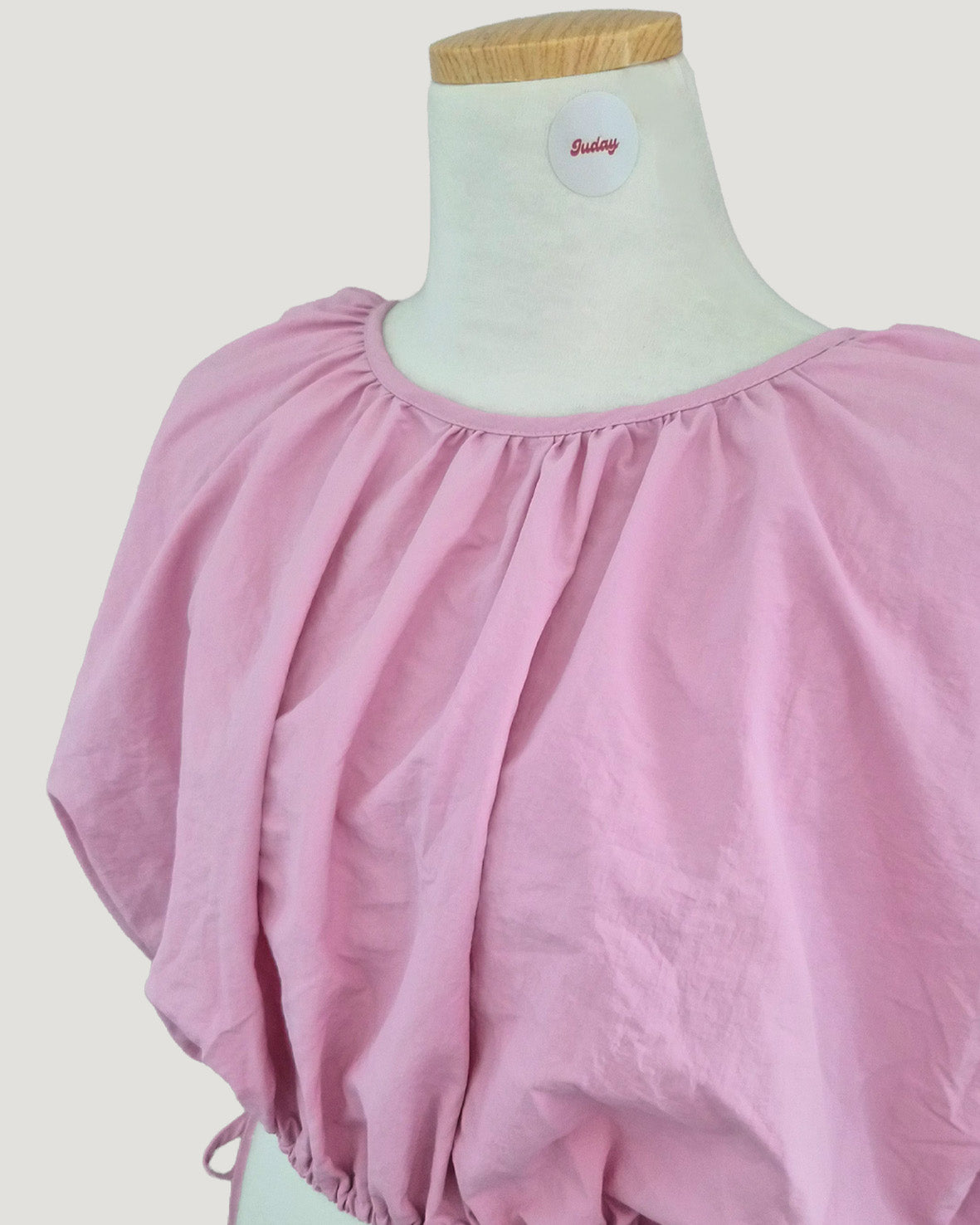 volume balloon sleeveless nylon top
