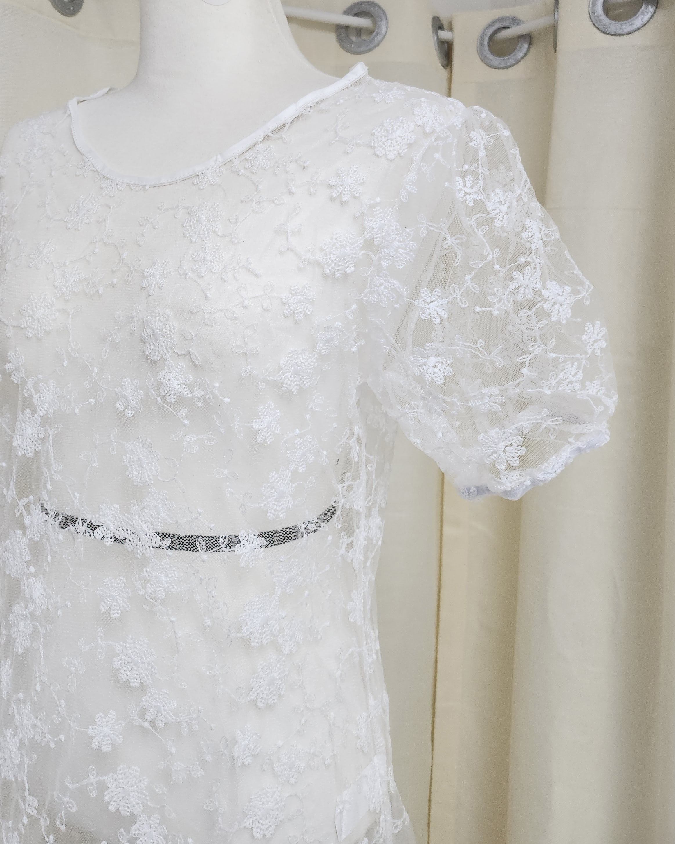 puff sleeve sheer lace long dress