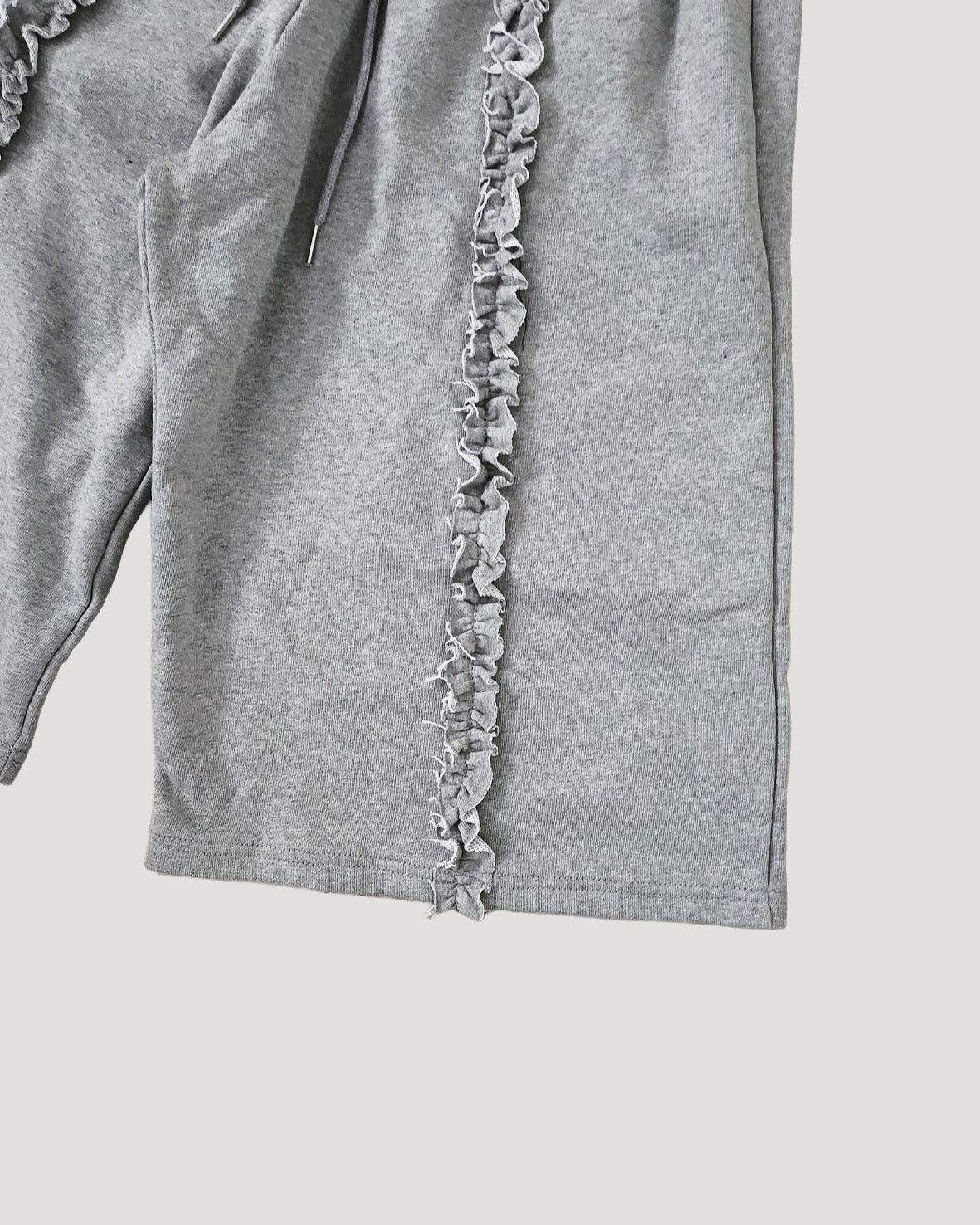frill sweat half pants